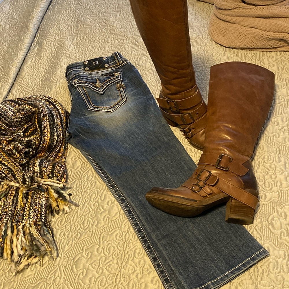 Miss Me Signature Cuffed Capri Sz 29
